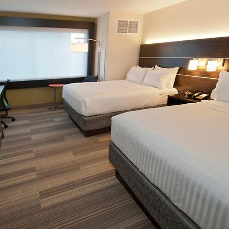Holiday Inn Express & Suites Johnstown By Ihg Экстерьер фото
