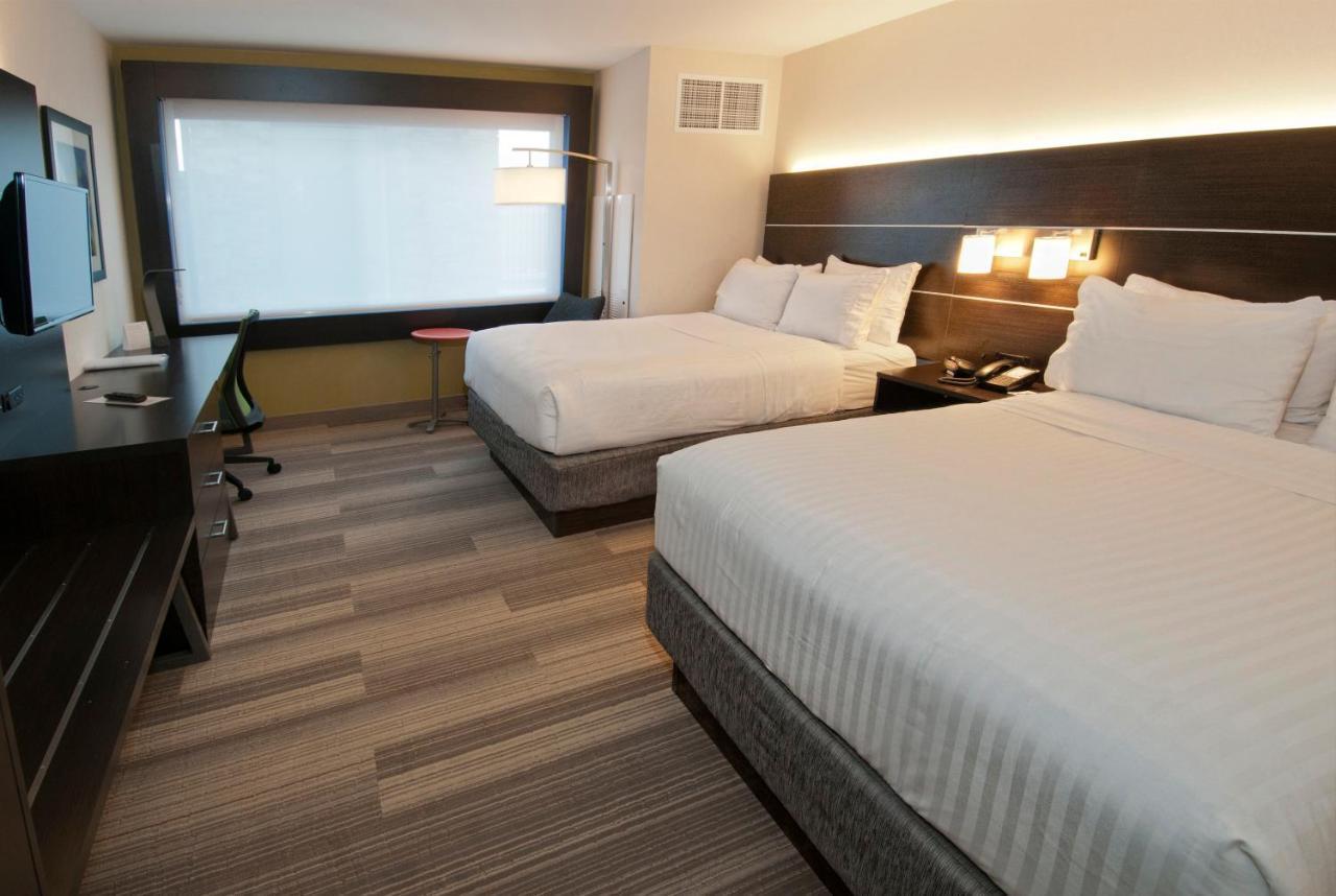 Holiday Inn Express & Suites Johnstown By Ihg Экстерьер фото