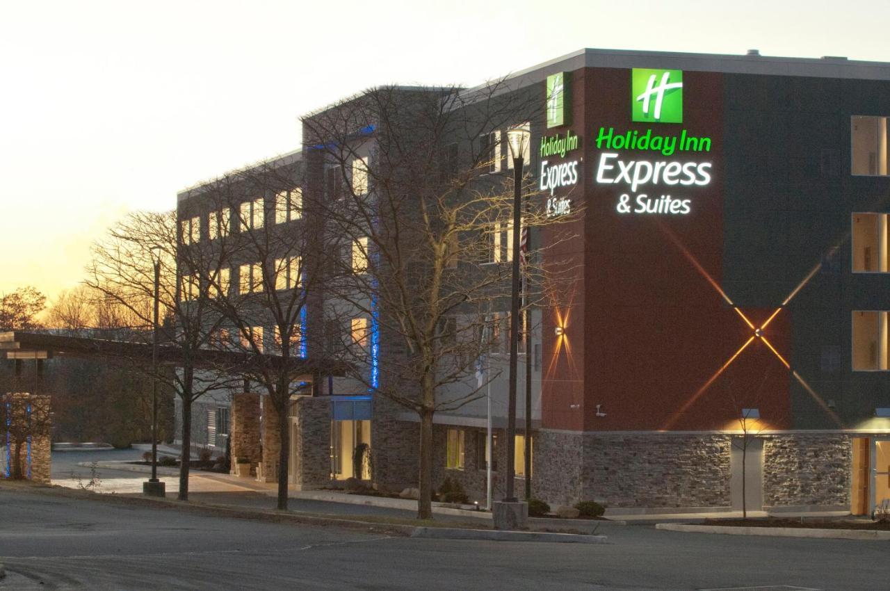 Holiday Inn Express & Suites Johnstown, An Ihg Hotel Экстерьер фото